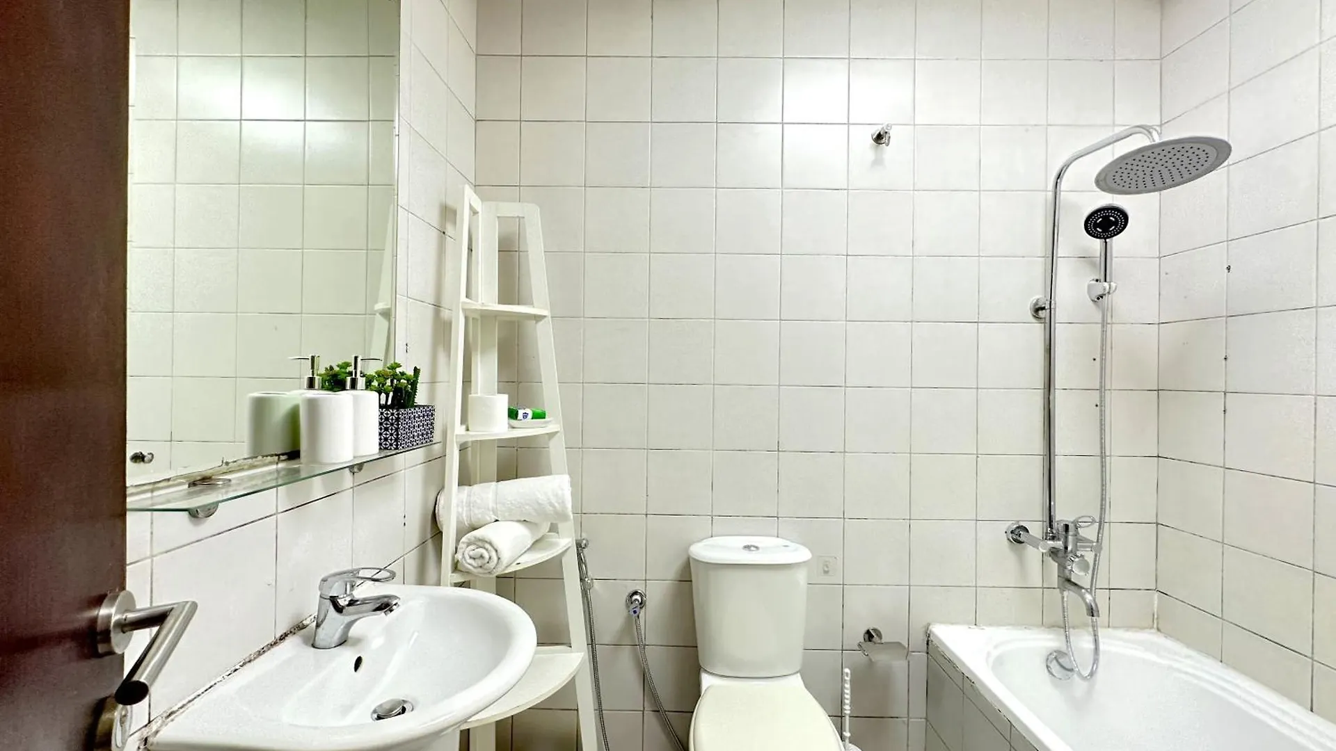 Big Studio W/ Balcony And Easy Access To The Beach Dubaj Spojené arabské emiráty