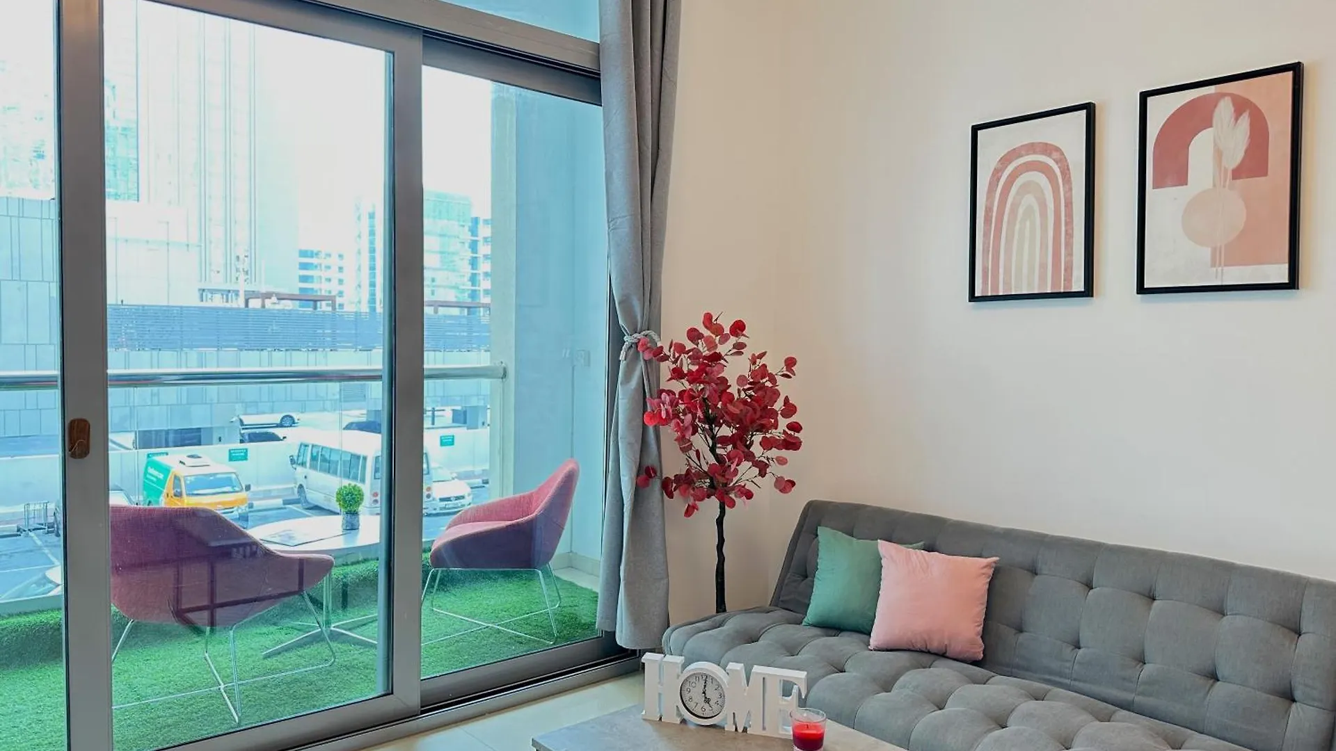 Big Studio W/ Balcony And Easy Access To The Beach Dubai United Arab Emirates